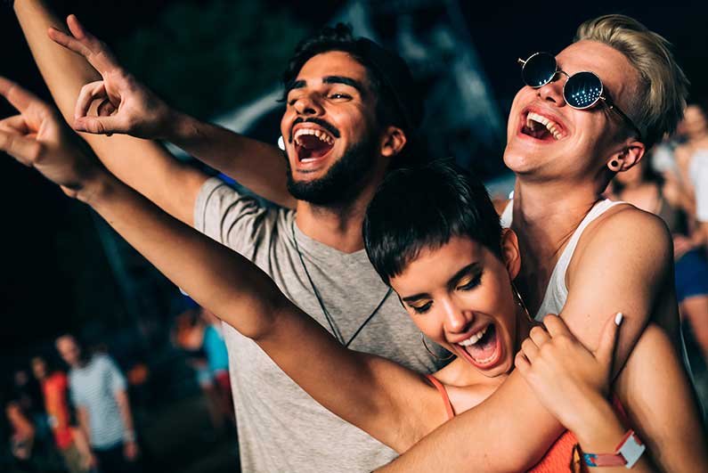 Enjoy These 2023 Dallas Summer Activities in a Luxury Limo