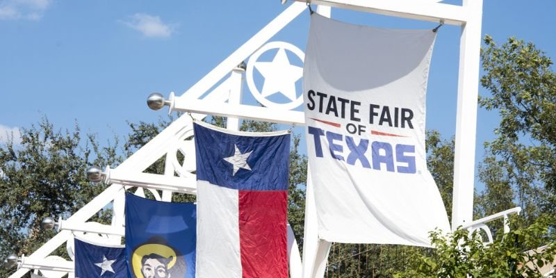 Top Reasons To Book A Limo For The State Fair Of Texas